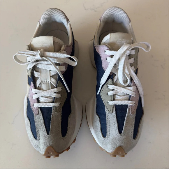 New Balance 327 Rare Color combination Blue Purple Gray Sneakers Size: 6 - Picture 2 of 8